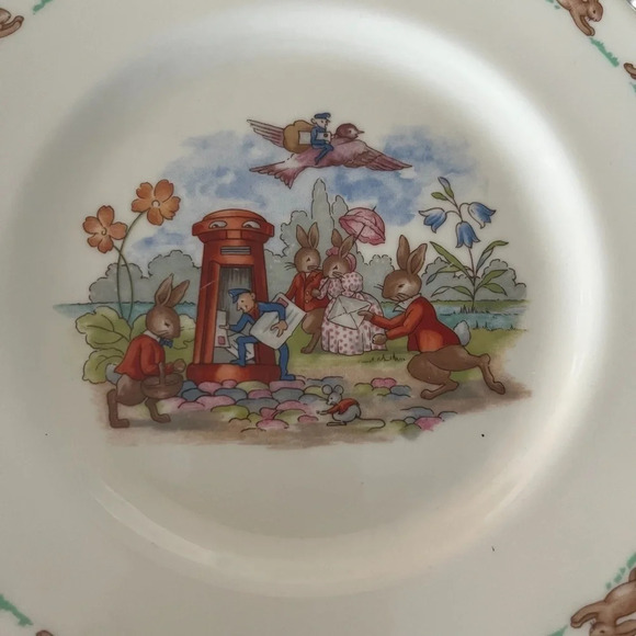 Royal Doulton Bunnykins Mailman 8” Plate - Picture 4 of 5